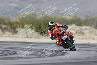 media/Jan-15-2026-Racers Edge (Thu) [[dfebeb70ab]]/3-B Group/Session 4 (Turn 5)/